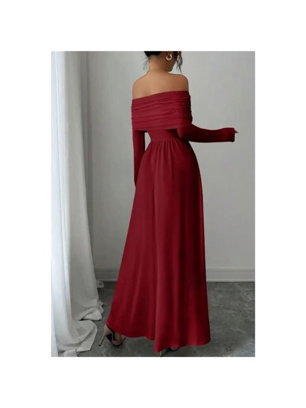 Off-Shoulder Ruched Bodycon Maxi Dress - Picture 6 of 8